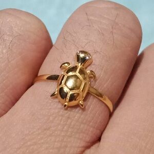 18k SAUDI Gold Turtle Ring SZ 9 1.38 grams